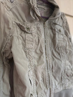 Moritz thin jacket like new, size M