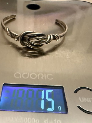 Silver bracelet used, intricate design with 925 stamp, 15g weight