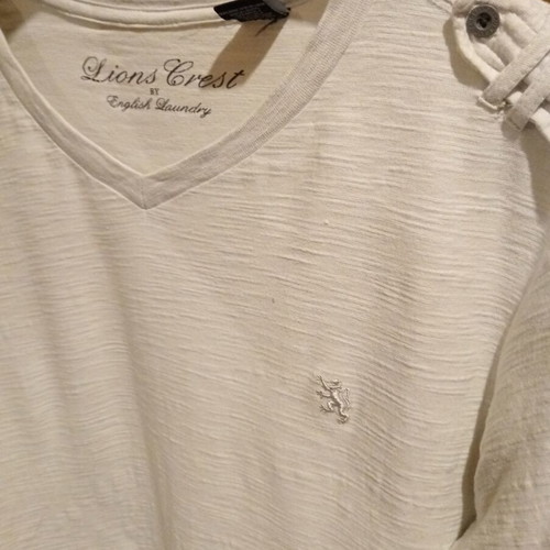 Lions Crest by English Laundry V-neck T-shirt new, S/M, gray, 100% cotton