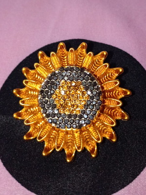 Sunflower Brooch new, gold plated with gray accents