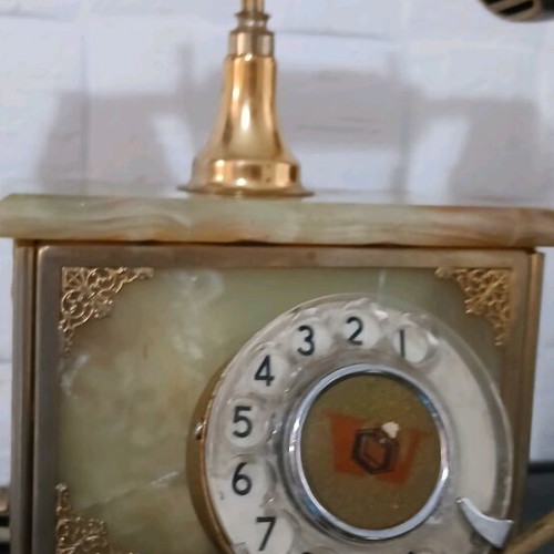 Παλιό τηλέφωνο δεκ'60-70 μεταχειρισμένο, μάρμαρο και όνυχα
