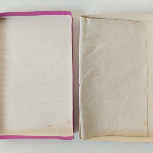 Bella vintage underwear box from the 70s used