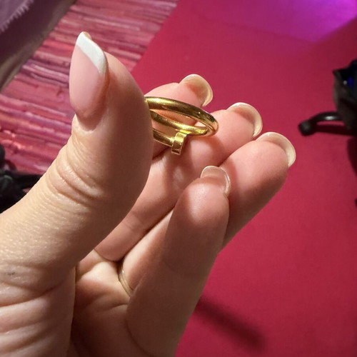 Women's Stainless Steel Ring new, elegant and durable