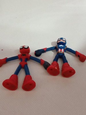 Play Doh Hasbro Spider-Man and Captain America figures two pieces used