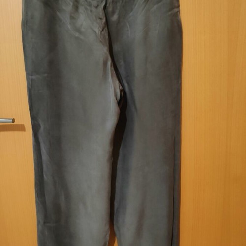 Sisley khaki summer pants like new, size small