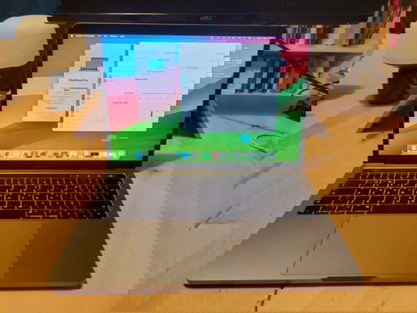 Σαν καινούργιο - MacBook Pro w/ Touchbar 13.3" - Mid 2019