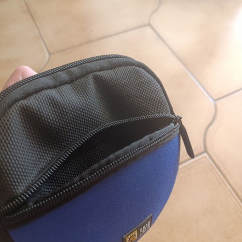 Case Logic CD Player and CD/DVD Carrying Case like new