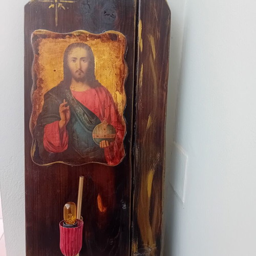 Christ Icon with Electric Lamp Like New