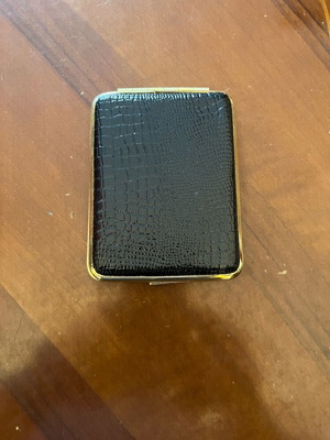 Metal tobacco case like new