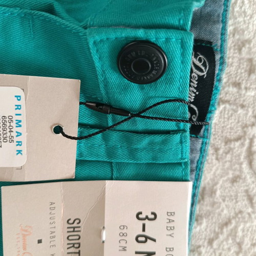 Baby shorts new, size 3-6 months with tag