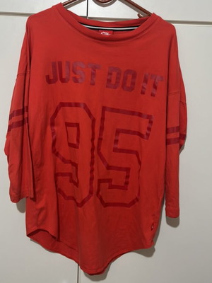 Nike shirt like new, red, size S/M