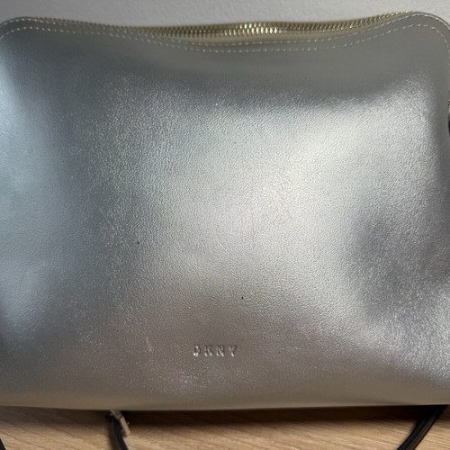DKNY The Everywhere Pouch shoulder bag used, black and silver