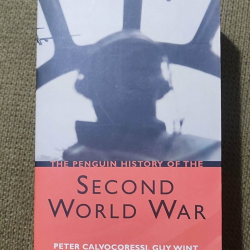 The Penguin History of the Second World War book like new, English