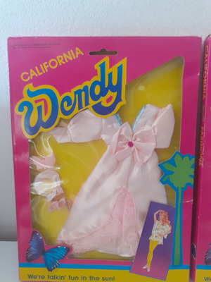 Wendy doll dress sets, closed, both together