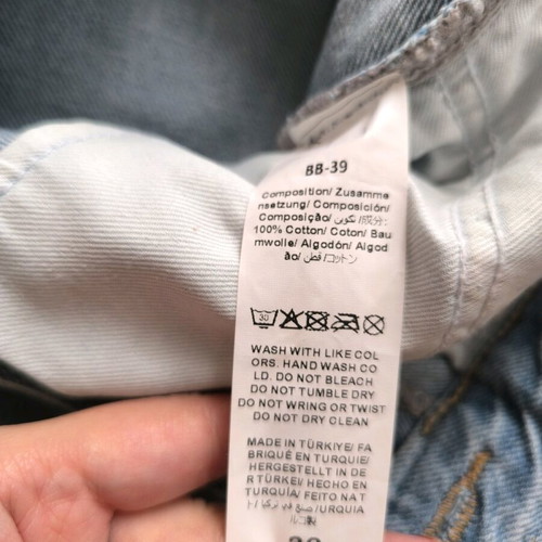 Jeans new with rips size M 38 10