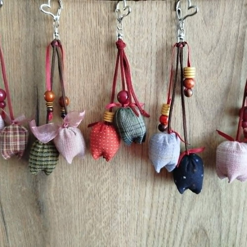 Handmade textile keychain with two tulips, custom made
