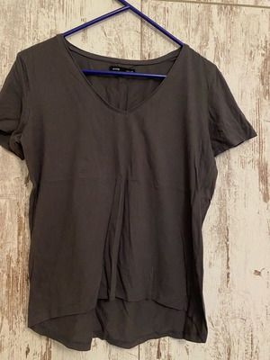 Sinsay Basic V-Neck T-Shirt Dark Grey like new