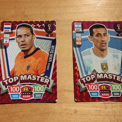 Football cards like new, pack of 4 Top Master & Legend