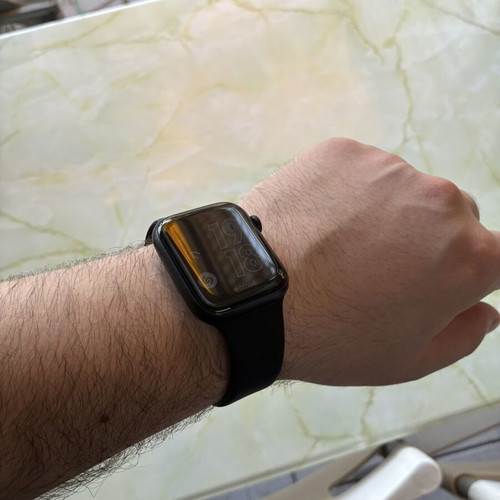 Apple Watch SE 3 44mm smartwatch