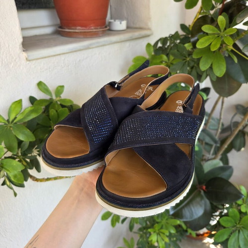 Ara high soft leather sandals with crystals size 39, like new, navy blue
