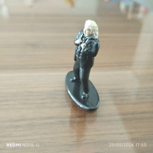 Harry Potter metal mini figures set of 2 like new