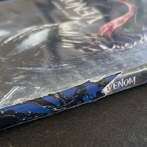 Venom Tom Hardy Blu-ray 3D used with subtitles