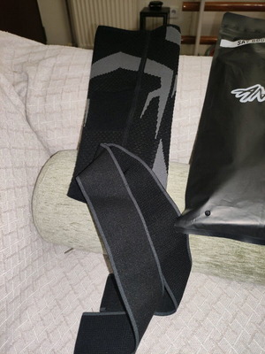 ΕΠΙΓΟΝΑΤΙΔΕΣ ANACONDA FIGHTWEAR