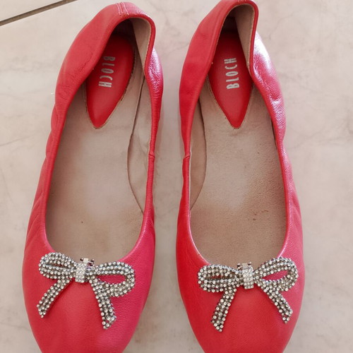 Bloch leather ballerinas size 38 like new