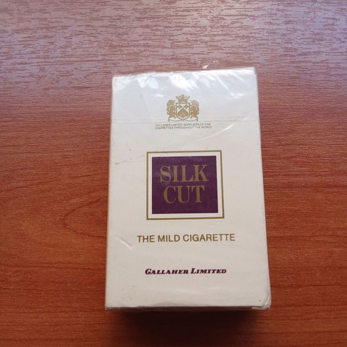 Rare Silk Cut promotional playing cards sealed, 1990s like new