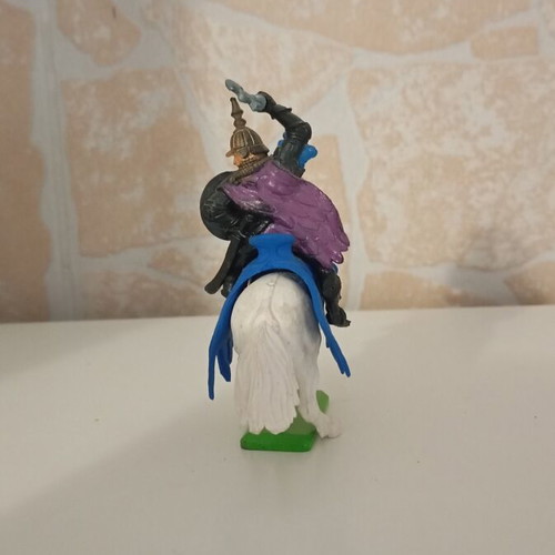 Britains vintage medieval knight miniature with horse