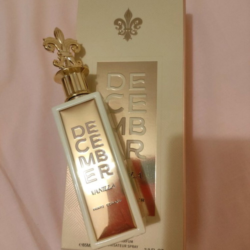 December Vanilla Paris Corner 85 ml like new