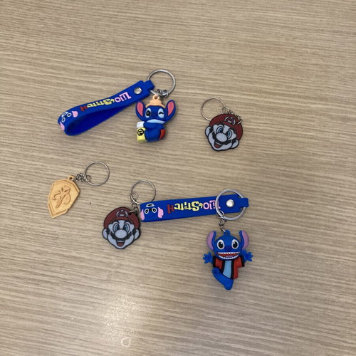Keychains like new