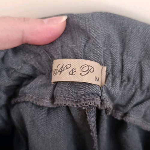 N&P Dark Gray Paperbag High-Waist Pants M like new with Tie-Waist Belt