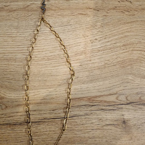 Elongated cable link chain with pavé crystal snake pendant, like new, gold toned
