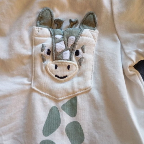 Summer clothing set for boy 9-12 months like new, 4 pieces