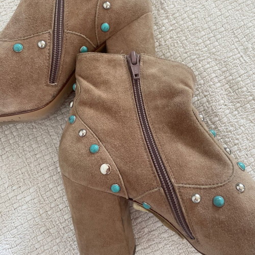 Les Trois Garcons handmade ankle boots 37 suede cigar color with silver and turquoise details