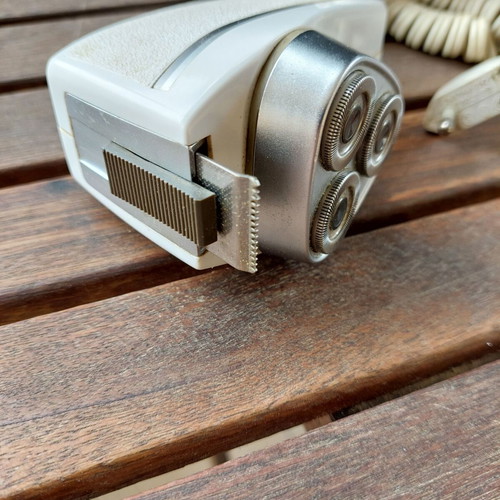 Philishave De Luxe electric shaver vintage, used