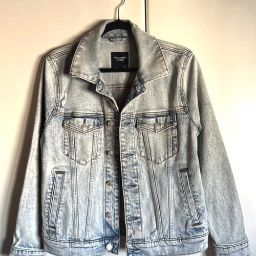Abercrombie & Fitch Oversized Denim Jacket Light Blue Size S Like New
