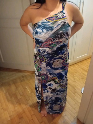 Dress like new in excellent condition