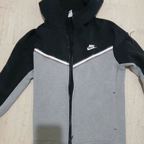 Nike jacket medium used, good condition