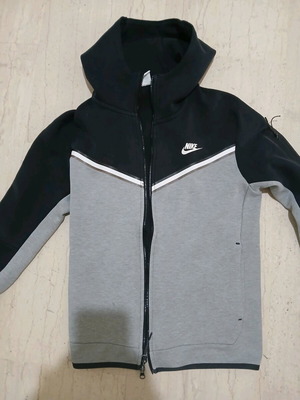 Nike jacket medium used, good condition
