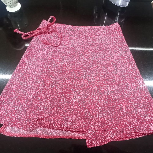 Shein wrap skirt like new, short red with small white flowers