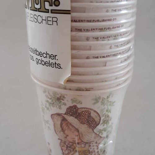 Sarah Kay paper cups new, pack of 15