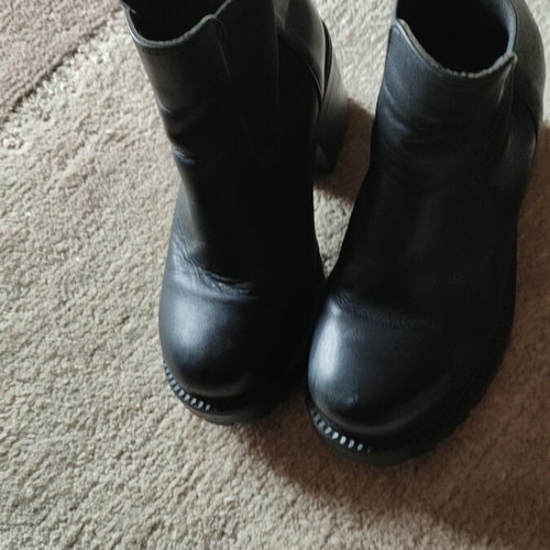 Black leather Chelsea boots Greek made like new, size 36