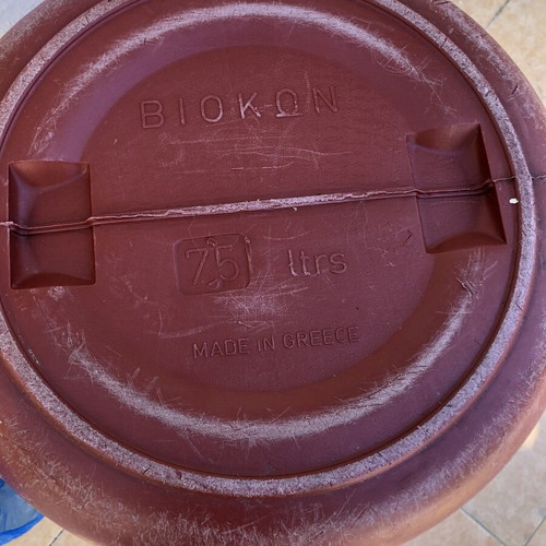 Plastic oil containers 60 and 75 liters