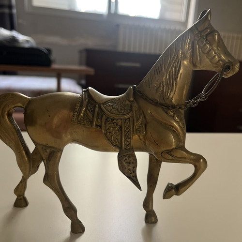 Vintage brass decorative horse with removable saddle, like new