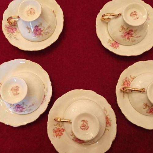 Coffee set like new fine porcelain with sugar bowl