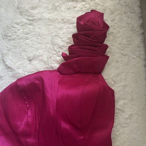 Fuchsia One-Shoulder Dress Flower by CHARM'S Paris size S like new