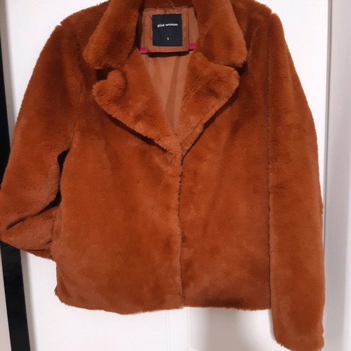 Pink Woman brown faux fur jacket like new, size M