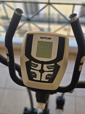 Kettler Axos Cross M Elliptical Machine like new